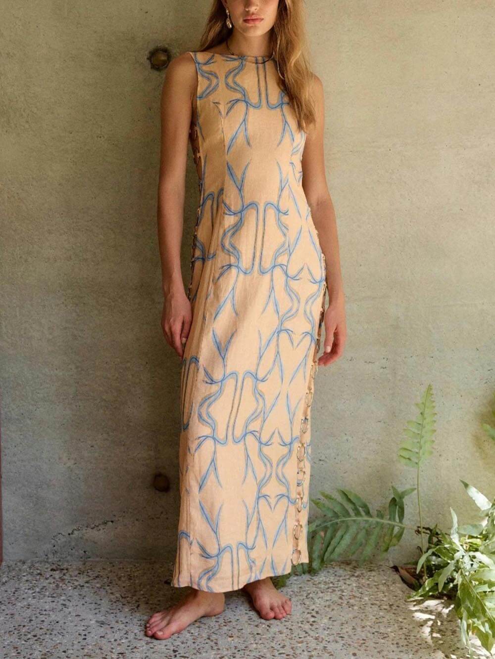 Abstract Swirl Print High Neck Sleeveless Ring Link Side Slit Maxi Dress