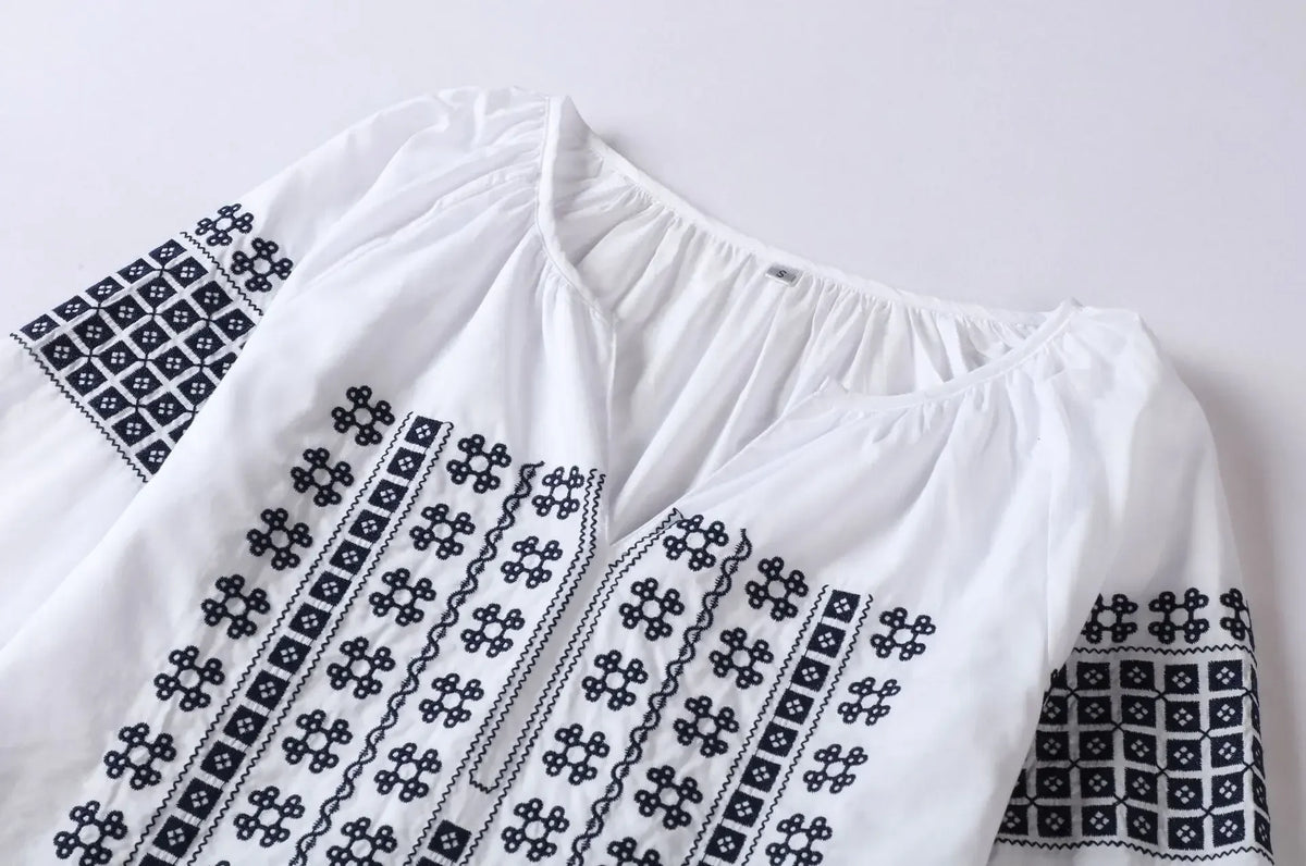 White Bohemia Tops Cotton Embroidery 2024 Autumn Blouse Shirt Women Casaul Loose V Neck Boho Pullover Camisas Mujer