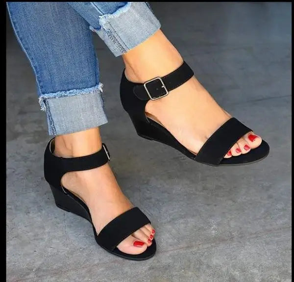 Beige Heeled Sandals Fashion Womens Shoes 2025 Clogs Wedge Large Size Buckle Black Luxury Platform Girls Big Velvet Summer Comfo