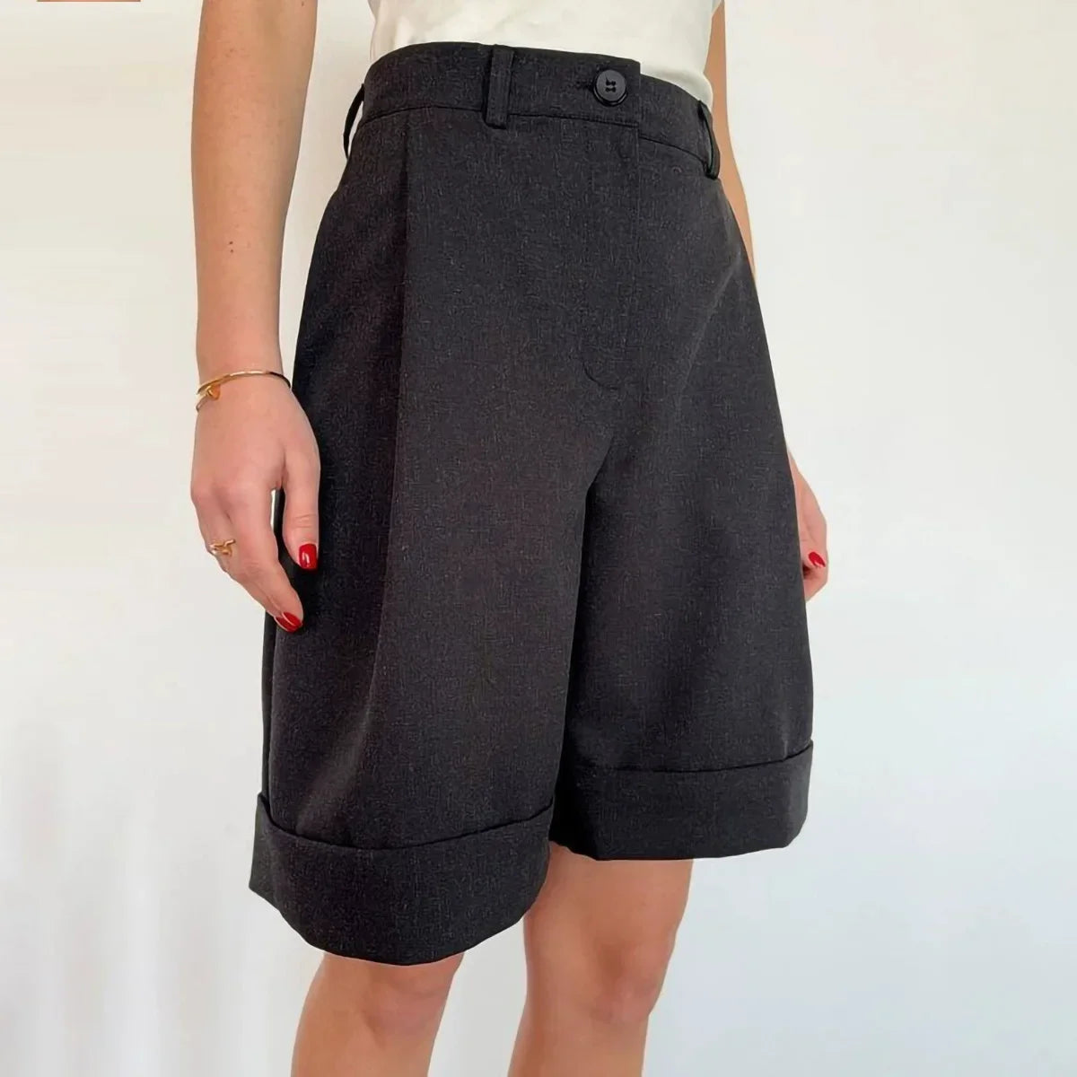 High Waisted Bermuda Shorts Women Elegant Pleated Wide Leg Shorts Linen Cuffed Office Lady Summer Shorts Casual Cotton New