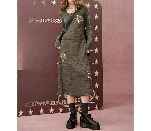 Autumn New Star Embroidered Long Sleeve Knitted Dress with Women's Design Sense Retro Look and Slimming Bottom Skirt