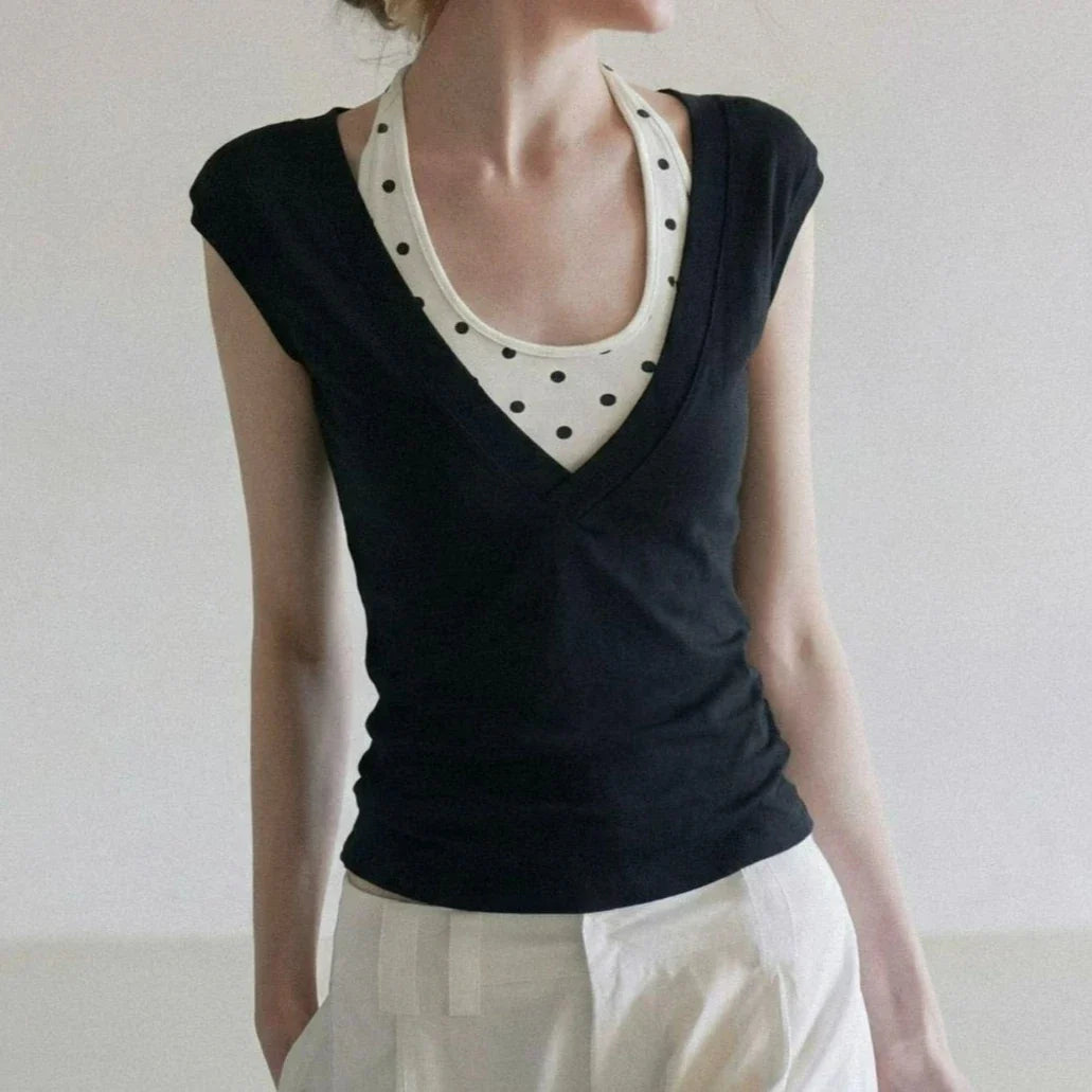 Polka Dot Spicy Girl Hanging Neck Suspender Short Sleeved T-shirt for Women Summer New Slim Fit Short Top Two-piece Set