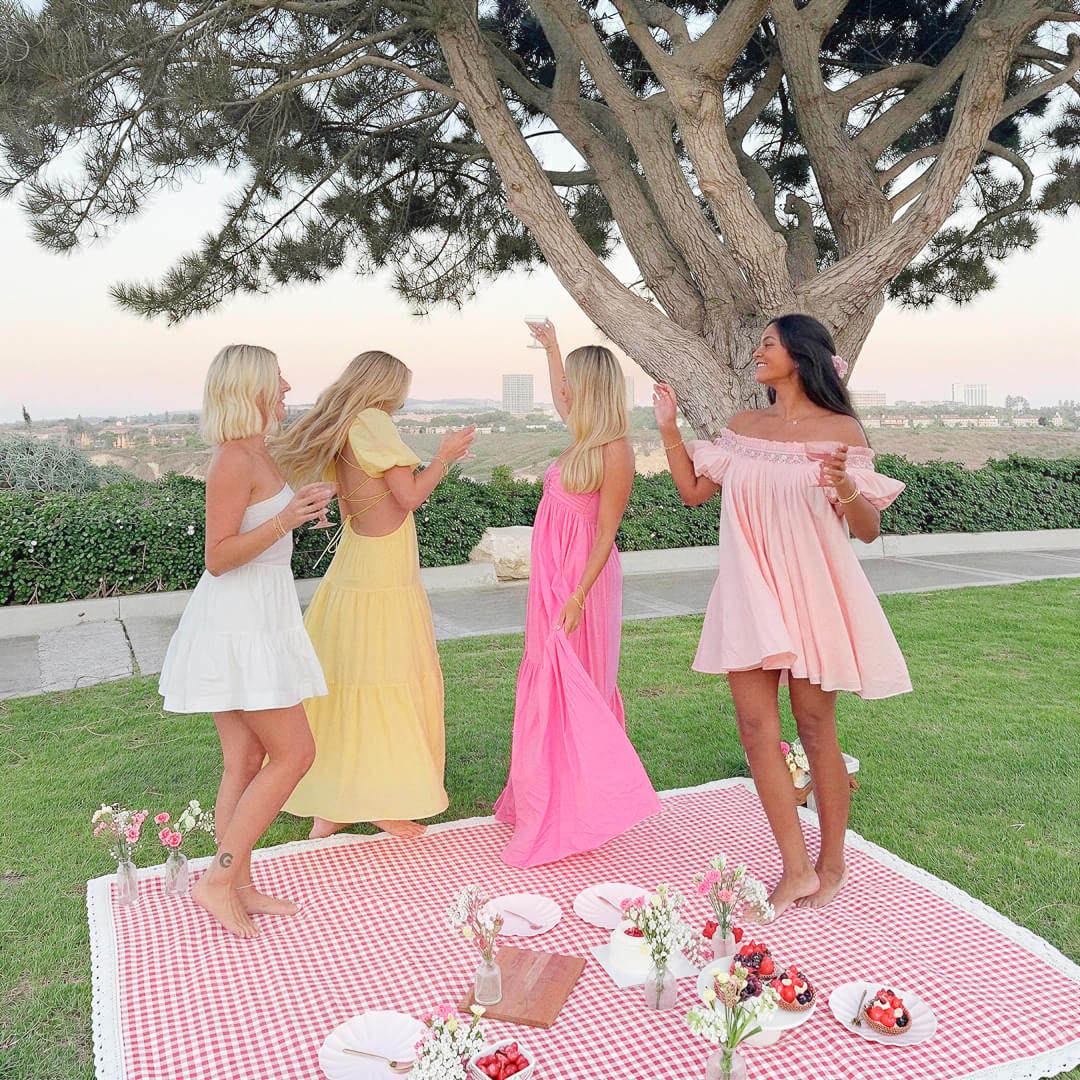 Classic Gingham Picnic Blanket