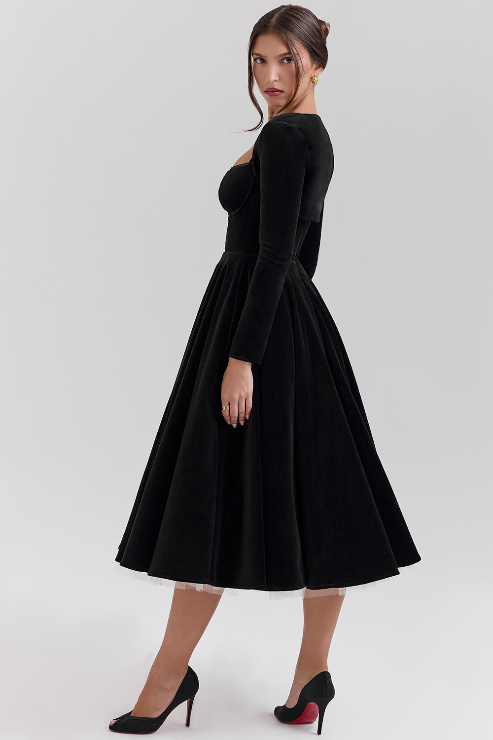Velvet Sweetheart Lace Trim Spaghetti Strap Pleated Midi Dress