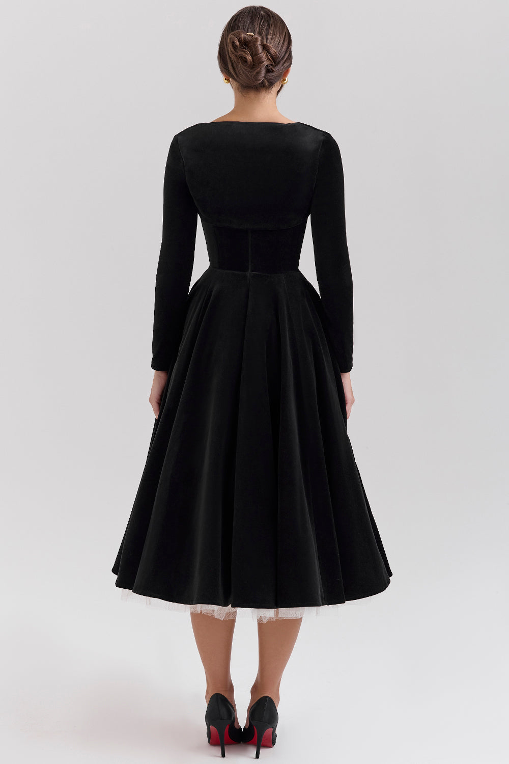 Velvet Sweetheart Lace Trim Spaghetti Strap Pleated Midi Dress