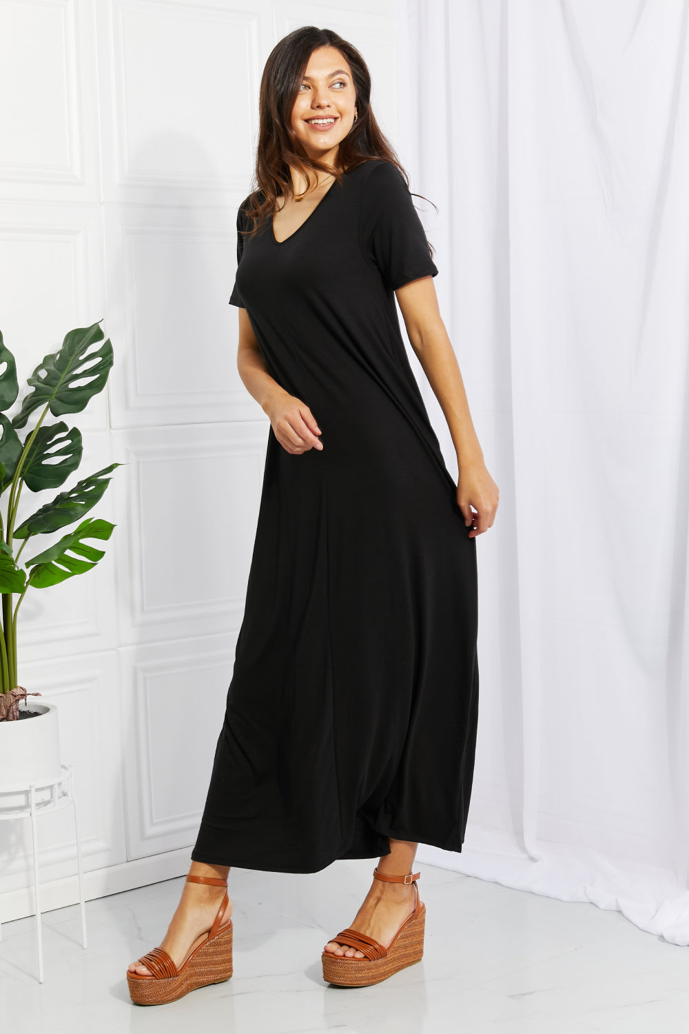 V Neck Short Sleeve Side Pocket Maxi Dress