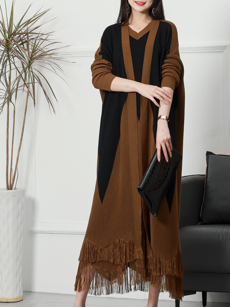 V Neck Long Sleeve Geometric Color Block Fringe Knit Maxi Dress with Scarf