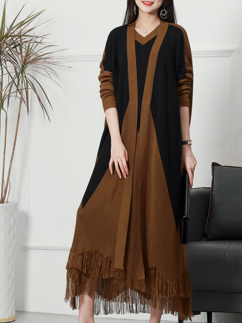 V Neck Long Sleeve Geometric Color Block Fringe Knit Maxi Dress with Scarf