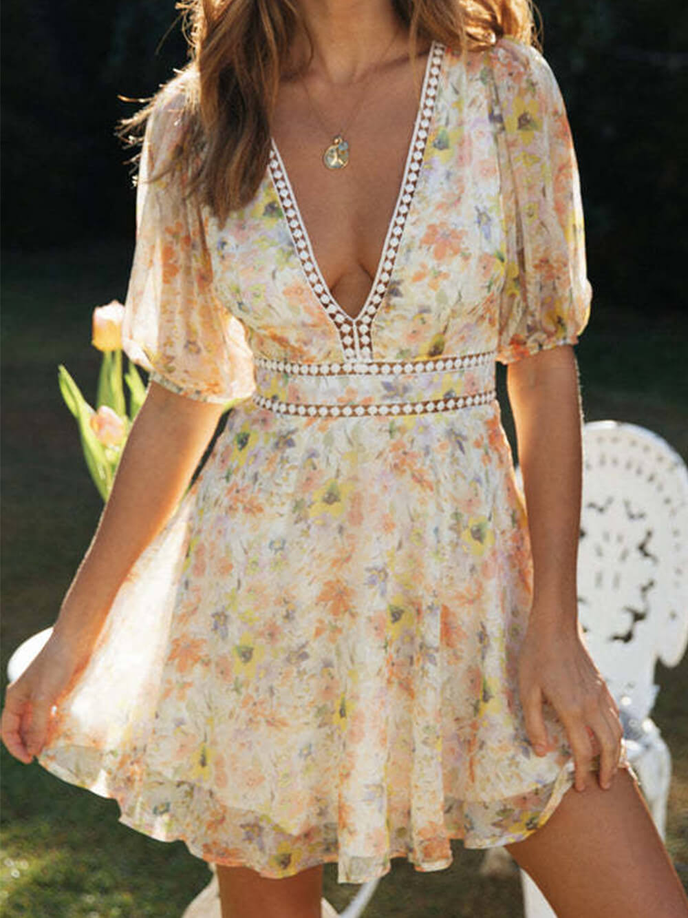 Floral Print Deep V-Neck Crochet Trim Puff Sleeve Mini Dress