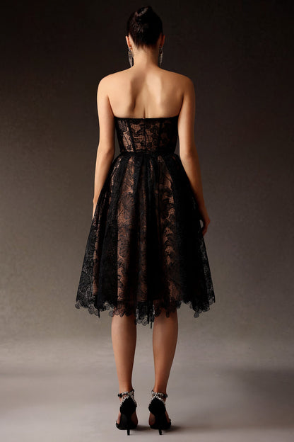Strapless Lace Corset Sweetheart Scalloped Hem Midi Dress