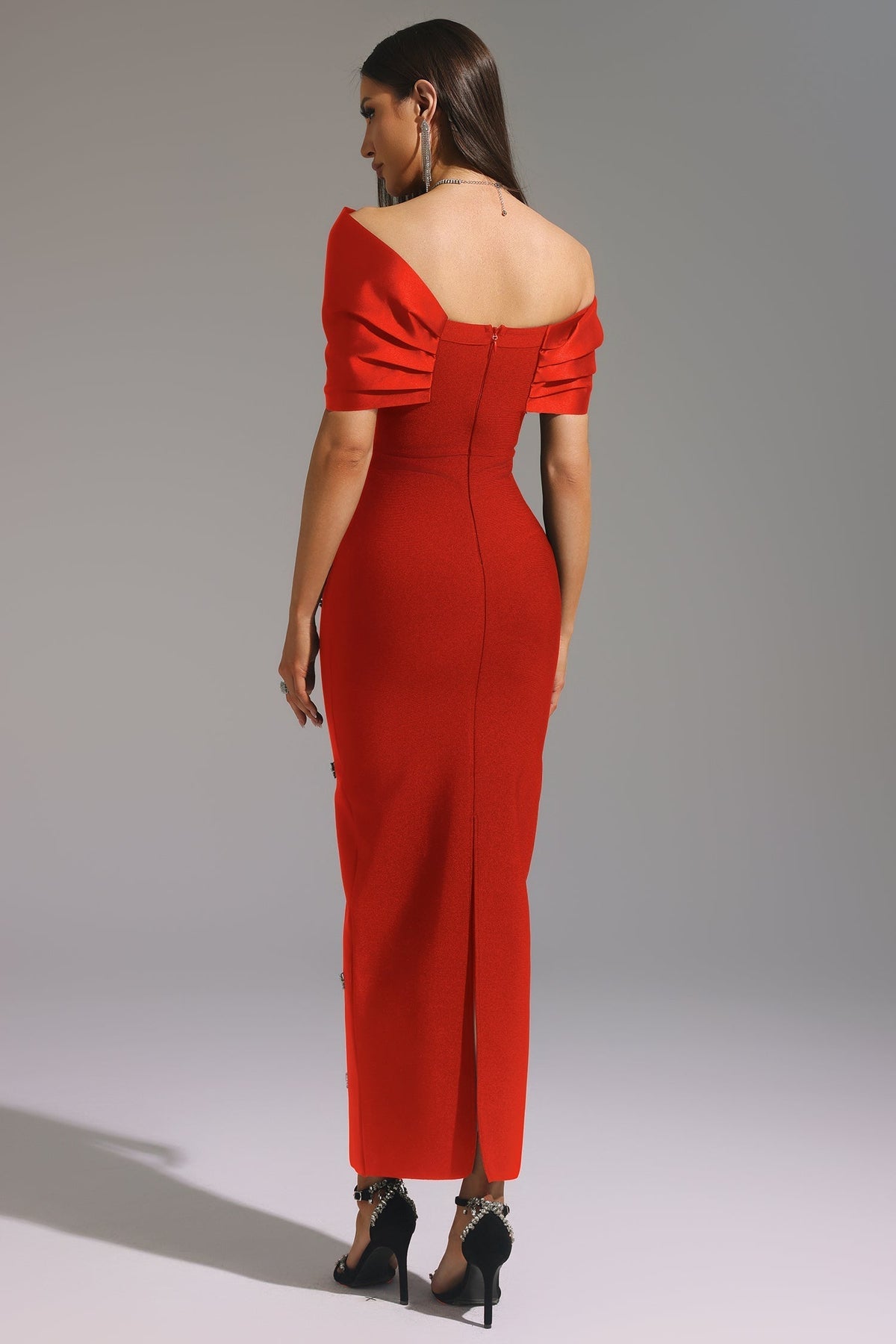 One Shoulder Diamond Bow Applique Bandage Column Maxi Dress