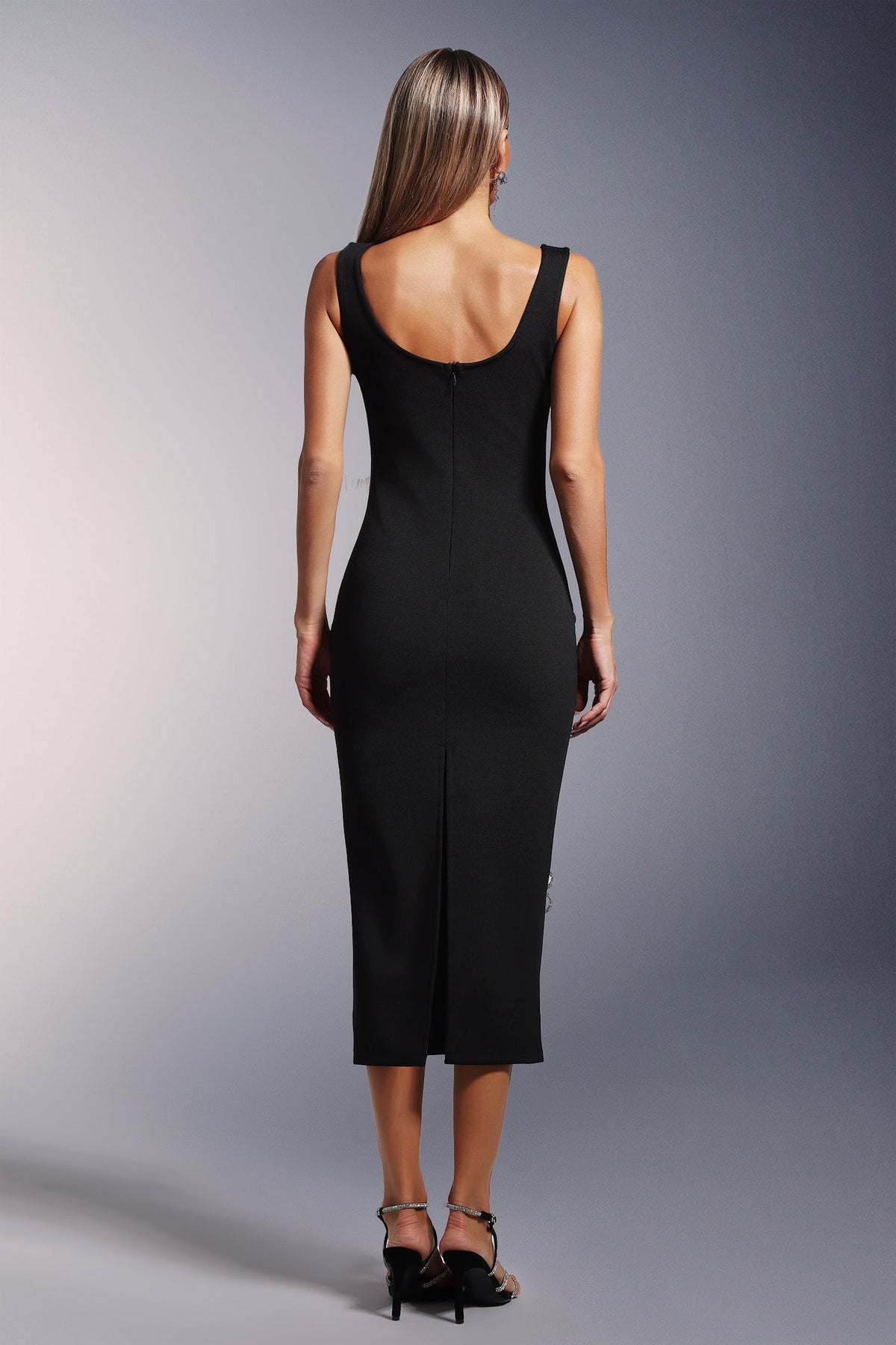 Scoop Neck Sleeveless Crystal Flower Applique Bandage Midi Dress