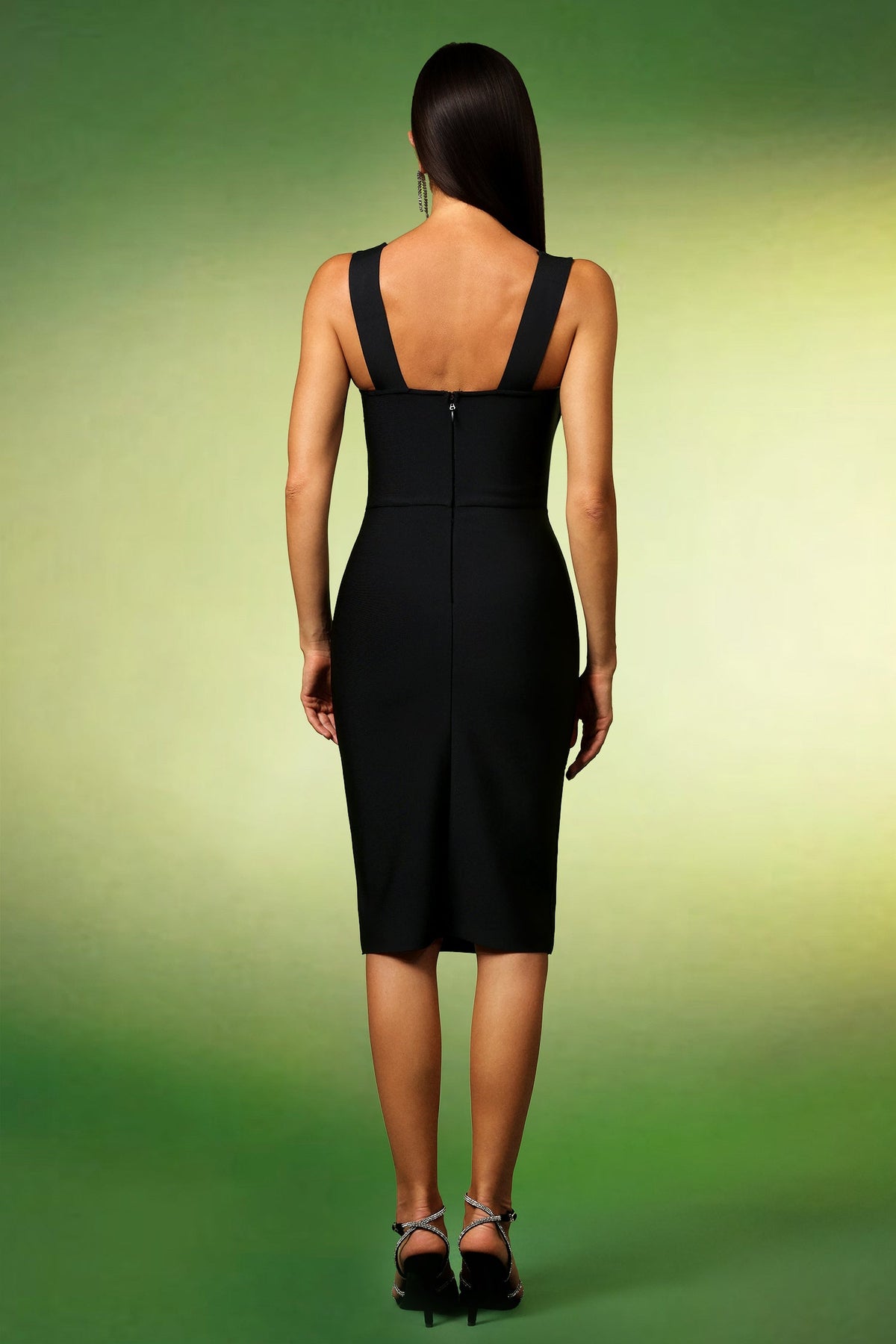 Sleeveless Notched Sweetheart Princess Seam Bodycon Bandage Midi Dress