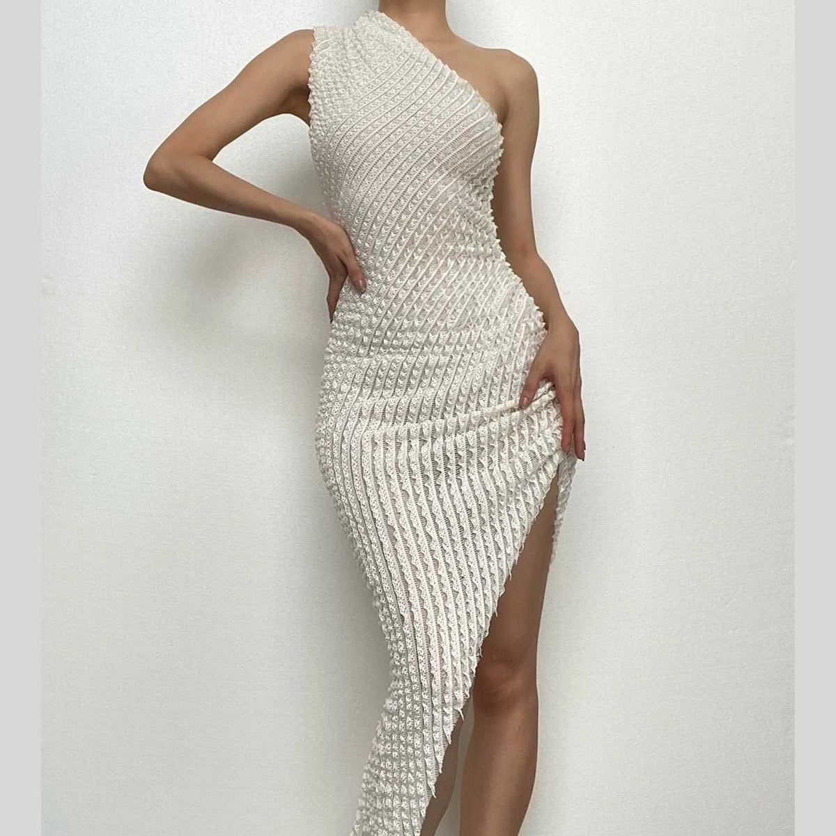 One Shoulder Popcorn Texture Asymmetric Hem High Slit Maxi Dress