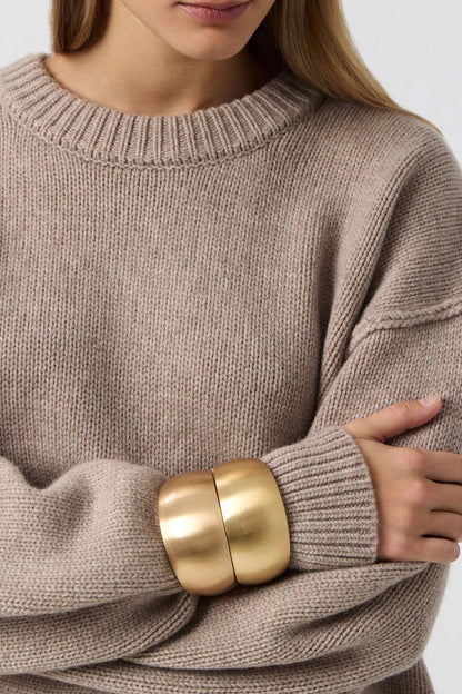Round Neck Solid Color Pullover Sweater
