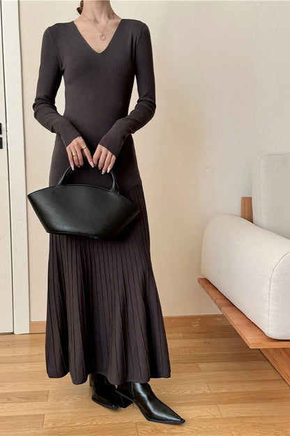 Vintage Knit Fitted Mermaid Hem Maxi Dress