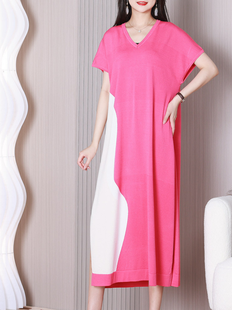 V-Neck Colorblock Abstract Wave Knit Side Slit Maxi Dress