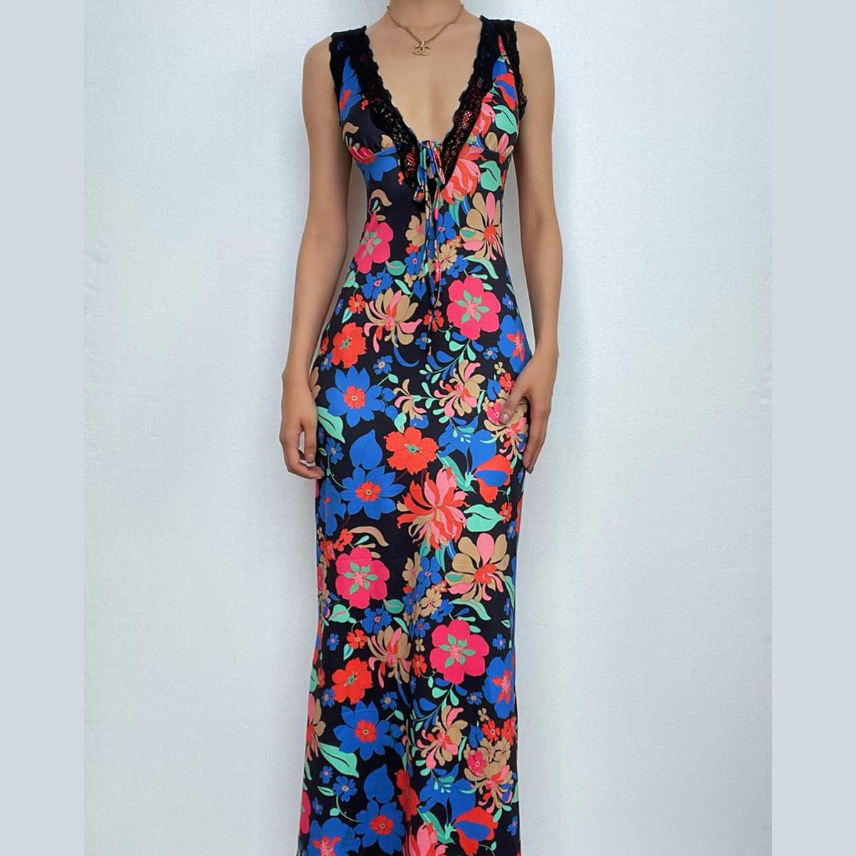 Lace Trim Tie Front Plunge V Neck Floral Maxi Dress