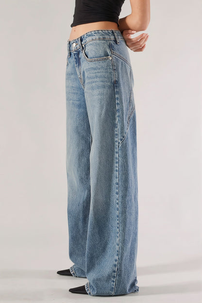 Low Rise Star Spliced Jeans