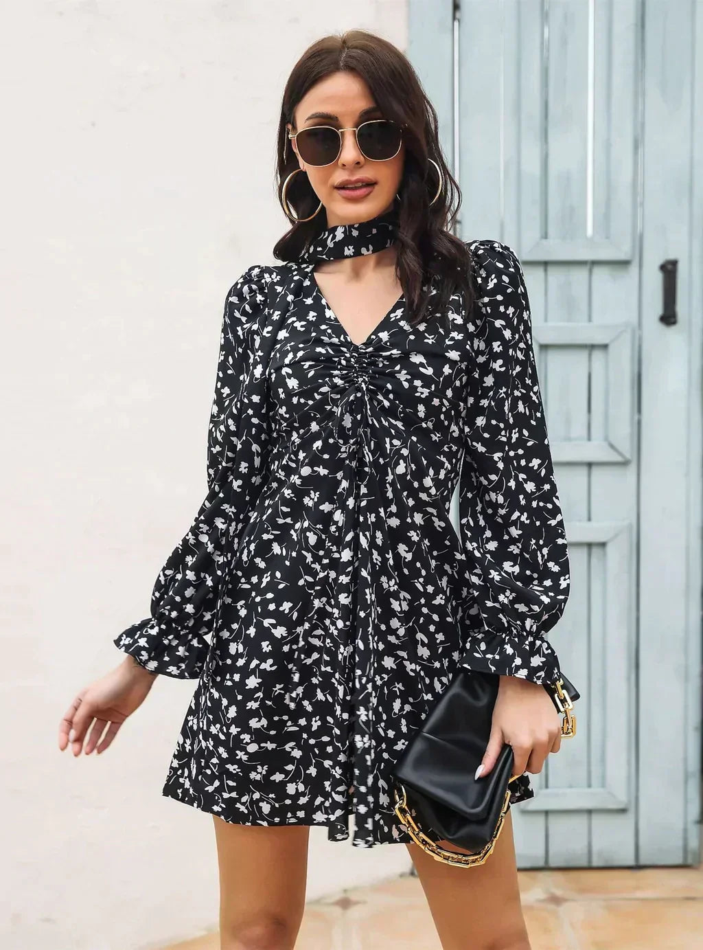 Patterned Arm Flared Flowered Gown with V-Neck Chiffon Drawstring