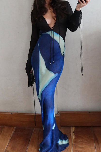 V-Neck Patchwork Fitted Printed Maxi Maxi Dress