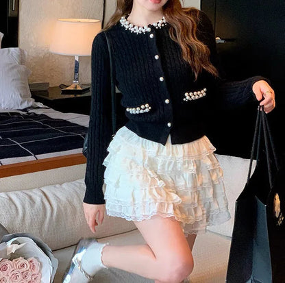 Pearls Button O-neck Cardigan