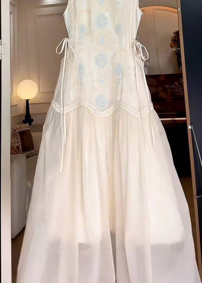 Round Neck Crochet Lace Trim Embroidered Bodice Side-Tie Tulle Maxi Dress