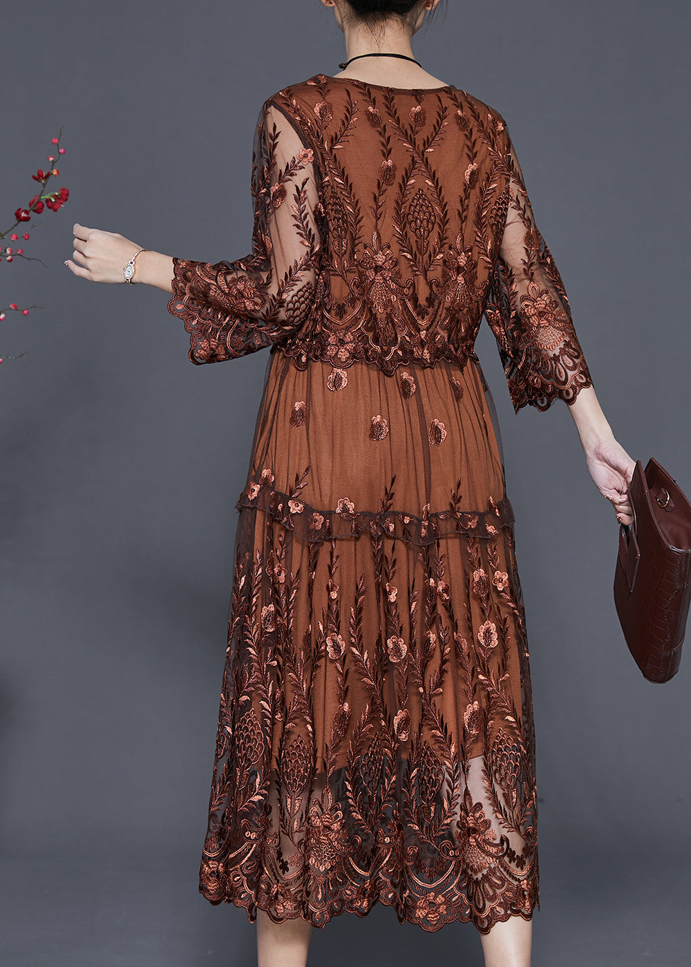 Round Neck Three Quarter Sleeve Floral Embroidery Drawstring Midi Dress
