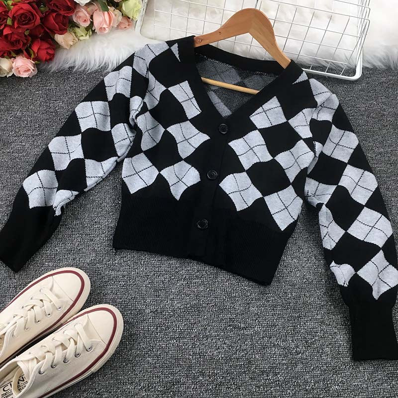 Plaid Black White Knitted Cardigan
