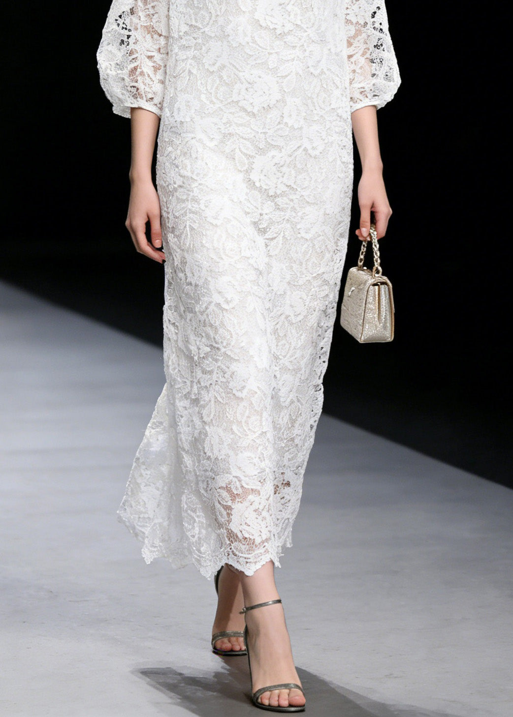 Round Neck Puff Sleeve Scalloped Hem Floral Lace Floor-Length Gown