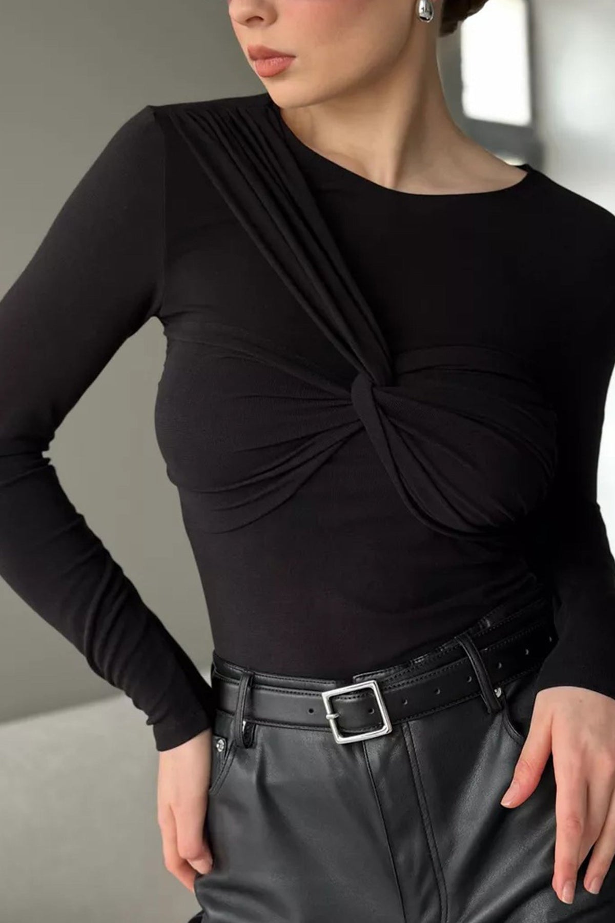 Front Twisted Long Sleeve Modal Top