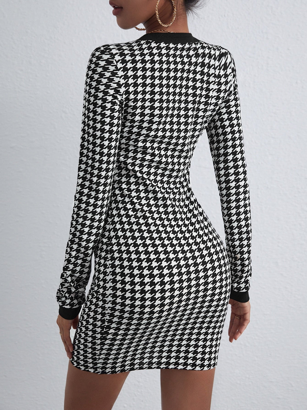 Houndstooth Print Contrast Trim V-Neck Button Front Long Sleeve Bodycon Mini Dress