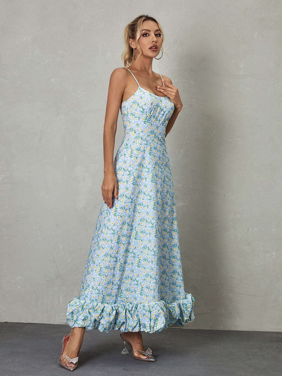 Scoop Neck Spaghetti Strap Daisy Print Ruffle Hem Maxi Dress
