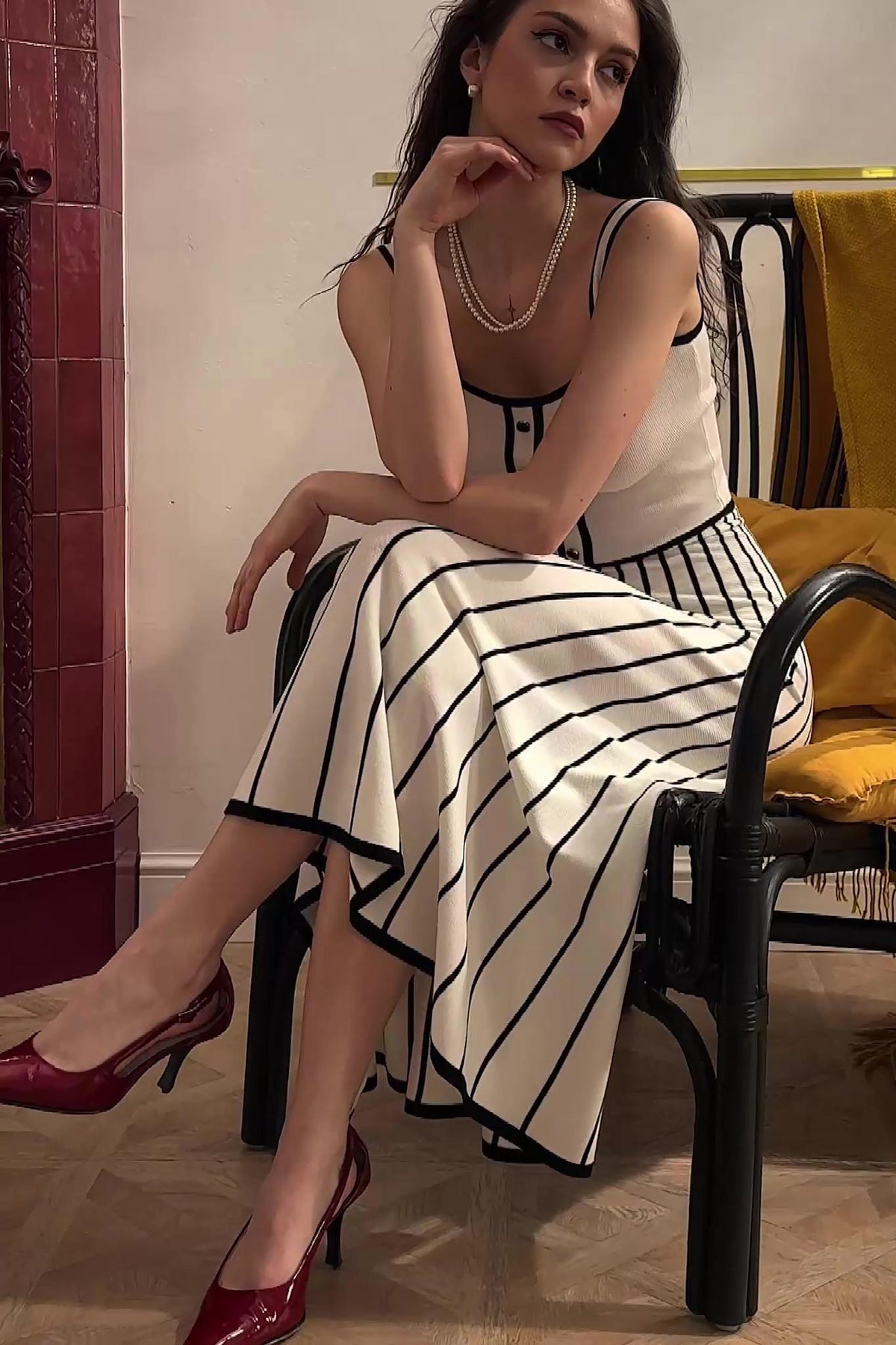 Square Neck Sleeveless Rib Knit Contrast Piping Tiered Midi Dress