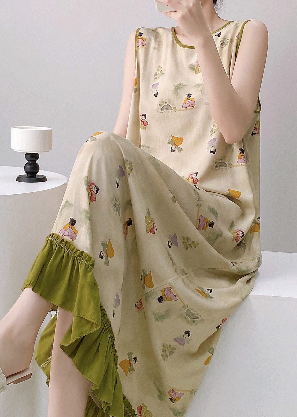 Round Neck Piped Graphic Print Tiered Ruffle Hem Maxi Dress