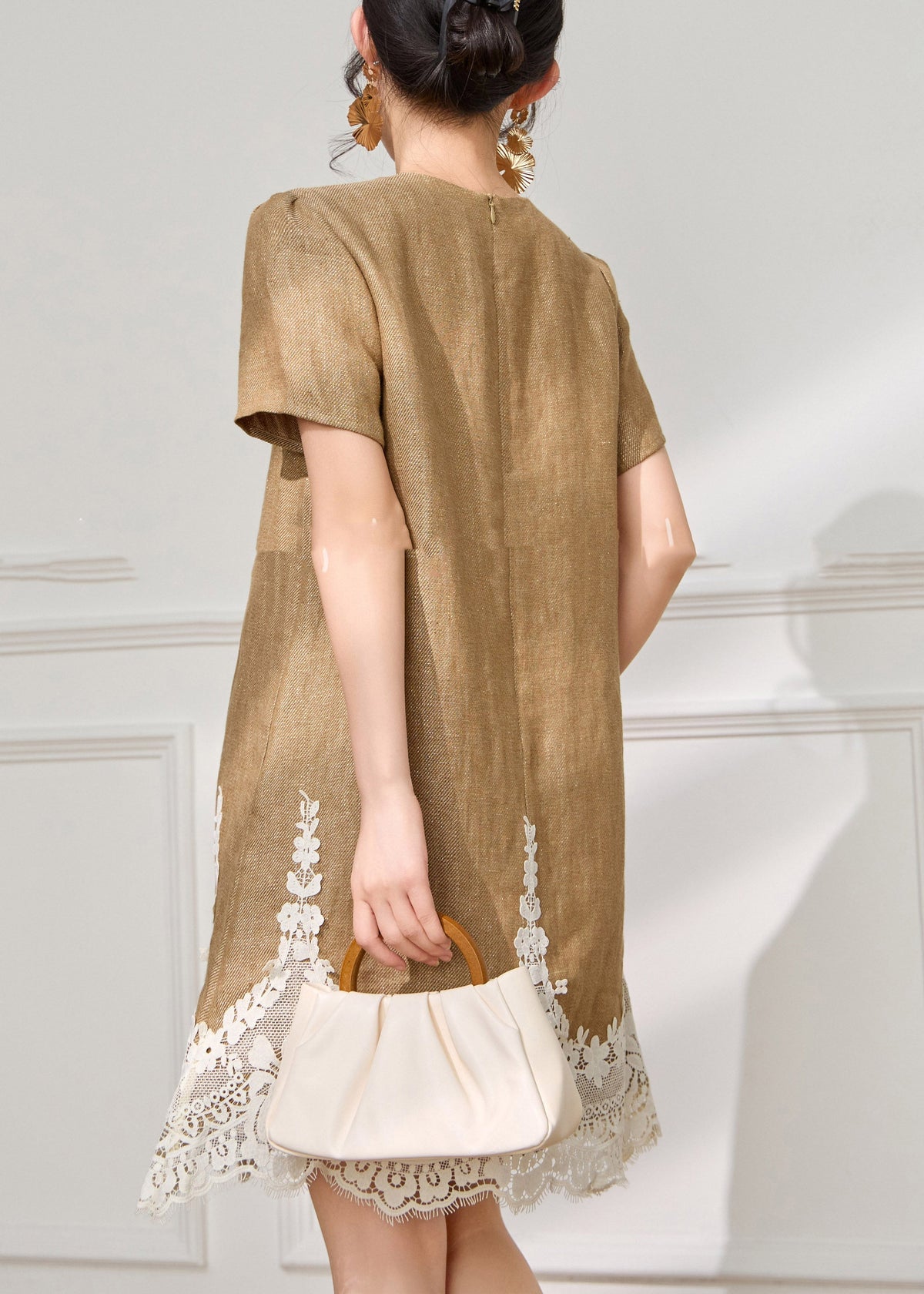 Crew Neck Textured Lace Applique Panel Lace Trim Shift Dress