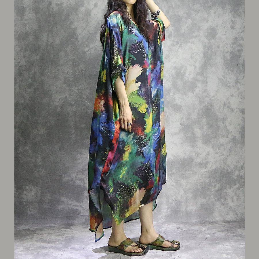V Neck Kimono Sleeve Handkerchief Hem Abstract Print Kaftan Maxi Dress