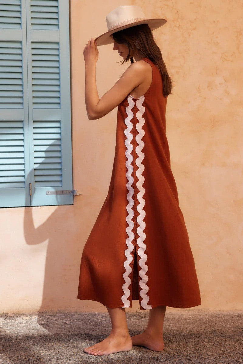 Round Neck Sleeveless Scalloped Side Panel A-Line Midi Dress