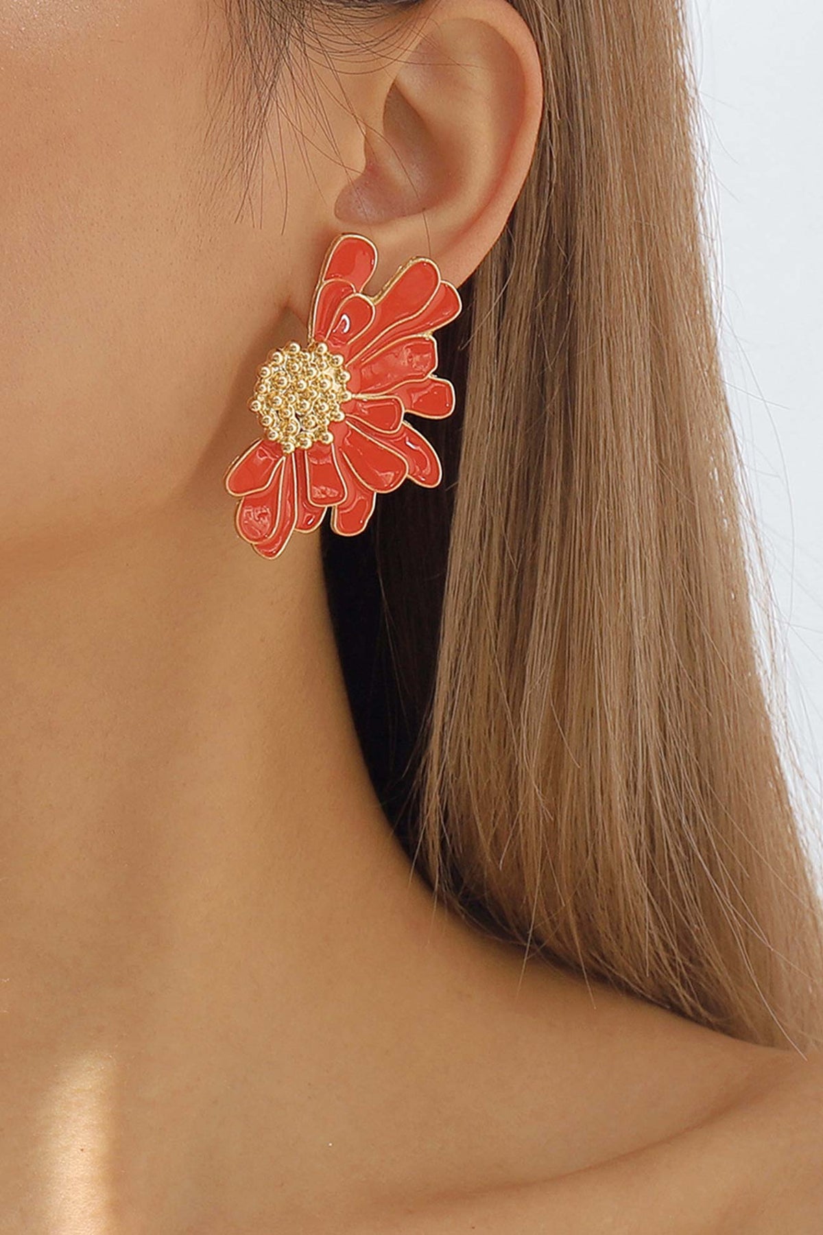 Retro Alloy Flower Stud Earrings