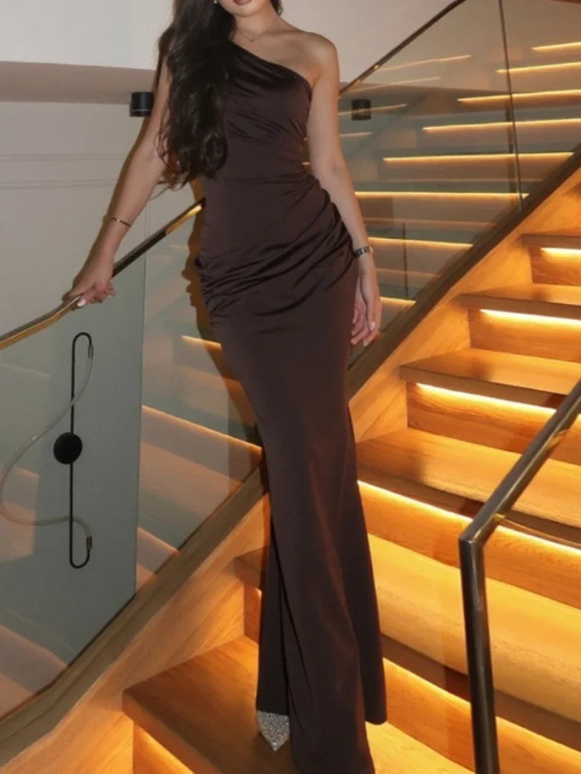 Sexy One Shoulder Sleeveless Maxi Dress Women Summer Fashion Diagonal Collar Satin Patchwork Ruched Slim Party Long Dress