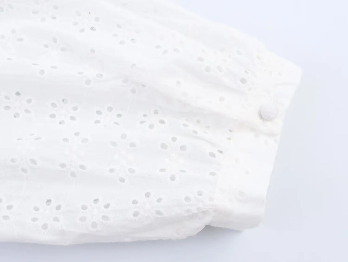 Women's commuting summer new fashion ethnic style hollow embroidery casual long-sleeved short shirt