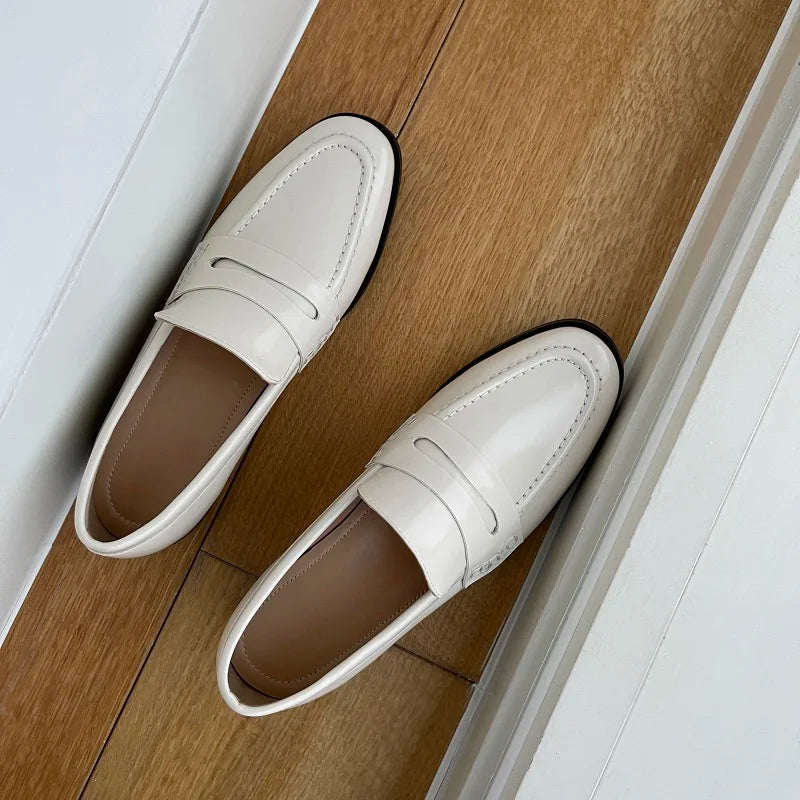 Simple Flats for Women Slip On Round Toe Loafers Genuine Leather Casual Flat Shoes Spring Autumn Loafers Basic Style Footwear