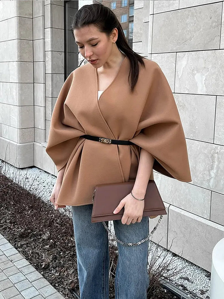 Elegant Women's Woolen Cloak Coats V-neck Lace-up Long Overcoats Loose Belt Autumn Jacket 2025 Buttonless Streetwear Outerwears