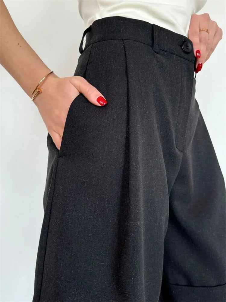 High Waisted Bermuda Shorts Women Elegant Pleated Wide Leg Shorts Linen Cuffed Office Lady Summer Shorts Casual Cotton New