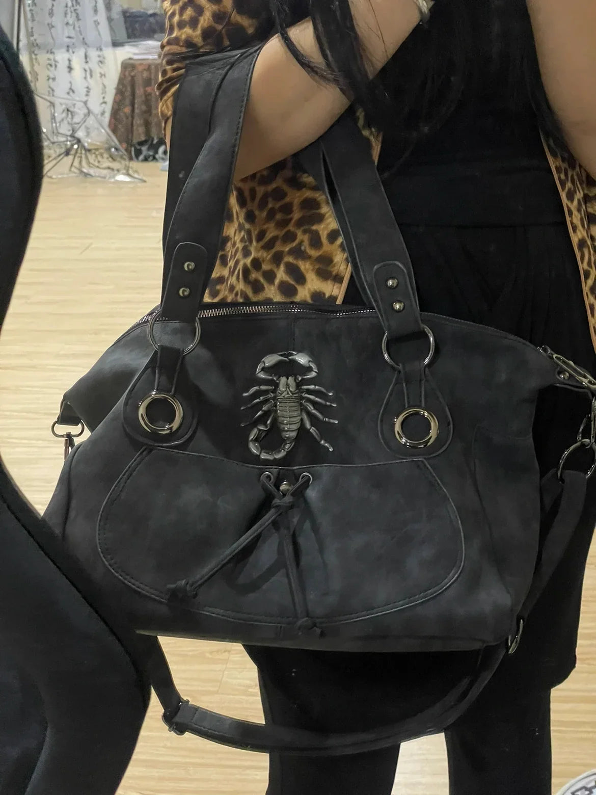 Cool Women Shoulder Bags Y2K Bag Luxury Leather Crossbody Bag Solid Color Messenger Bag Purse Hobos Handbags bolsa