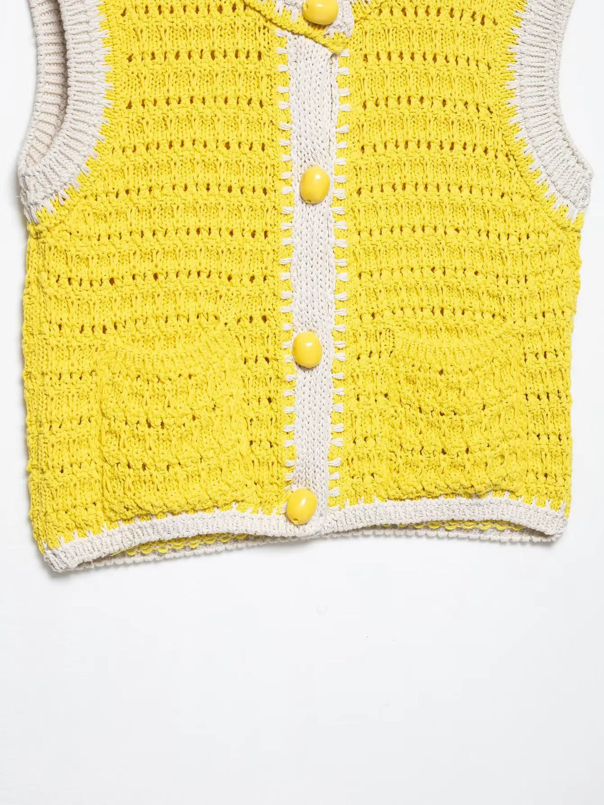 Women's Casual Solid Color Commuter Vest Top New Single-Breasted Short Knitted Sweater Vest Round Neck Sleeveless Top