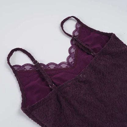 Women Summer New V Neck Cami Top Fashion Hollow Lace Sleeveless Tank Top Basic Layering Camisole for Club Street Party