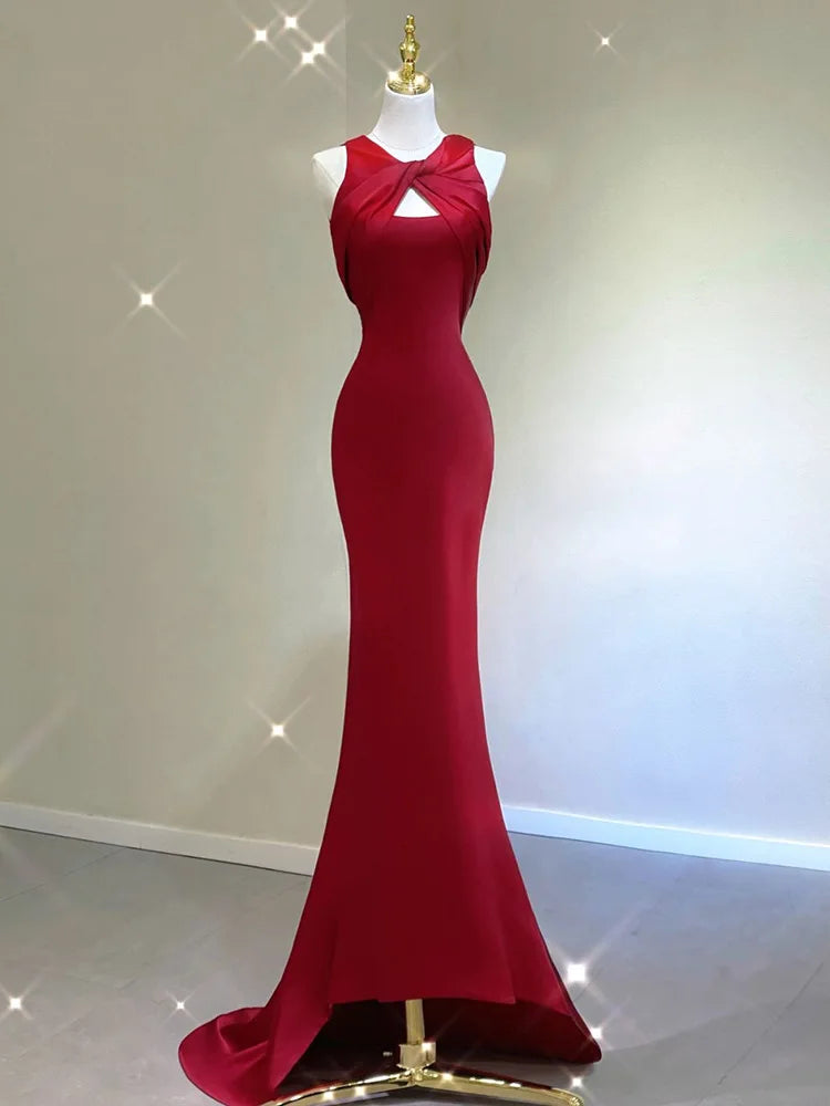 Wine Red Senior Bridesmaid Dresses A Line Mermaid Backless Floor Females Halter Sleeveless Wedding Party Evening Gowns New