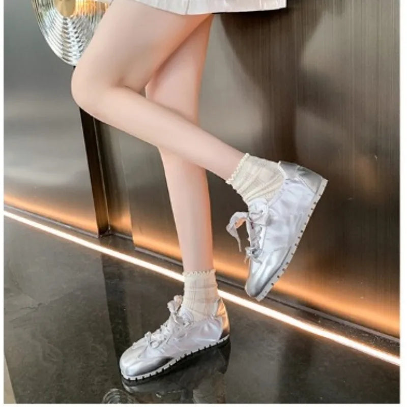 Designer New Bow Solid Color Ballet Women's Shoes Spring Autumn Fashion Flat Soft Leather Ribbon Round Head Ladies Sneakers