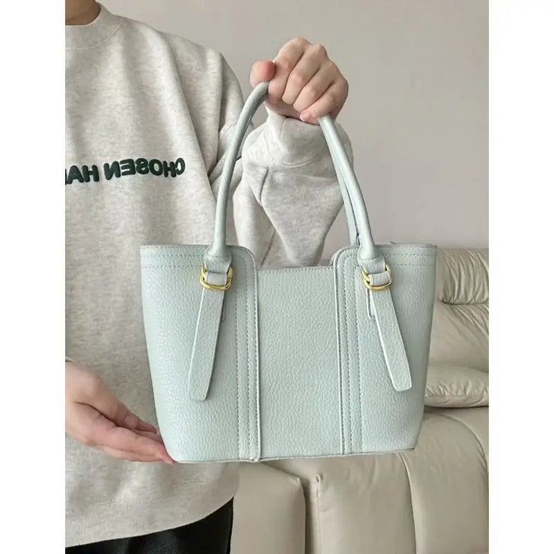 Mint Green Simple Large Capacity Shoulder Bag Women 2025 New Spring Summer Tote Bag Ladies Versatile Fashionable Handbag